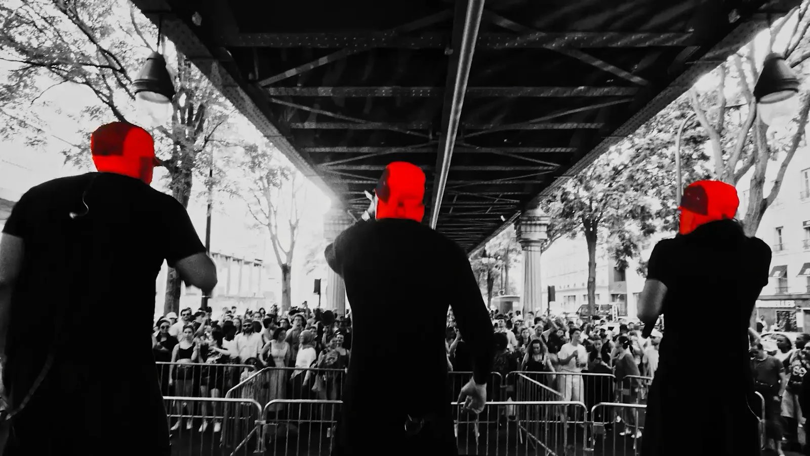 The street show in Paris, from the stage under the metro, masks on