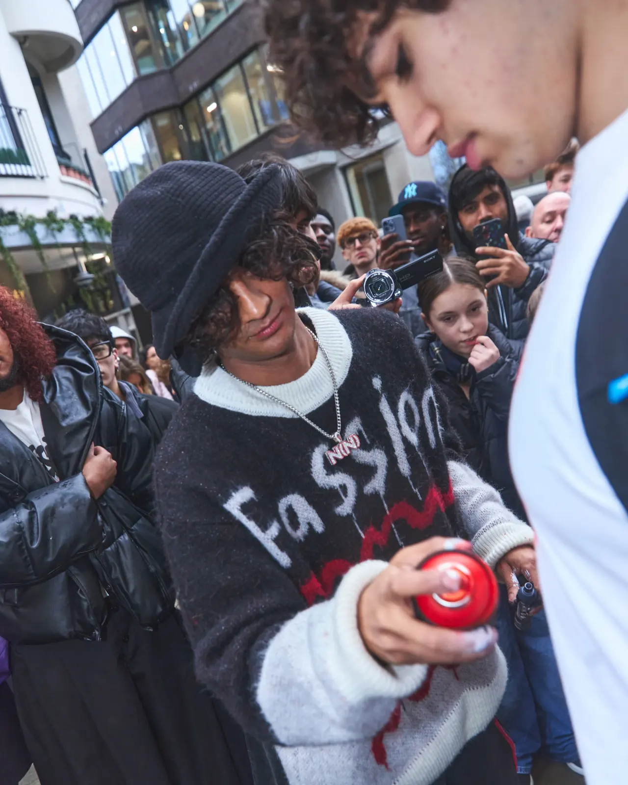 Customising in the crowd